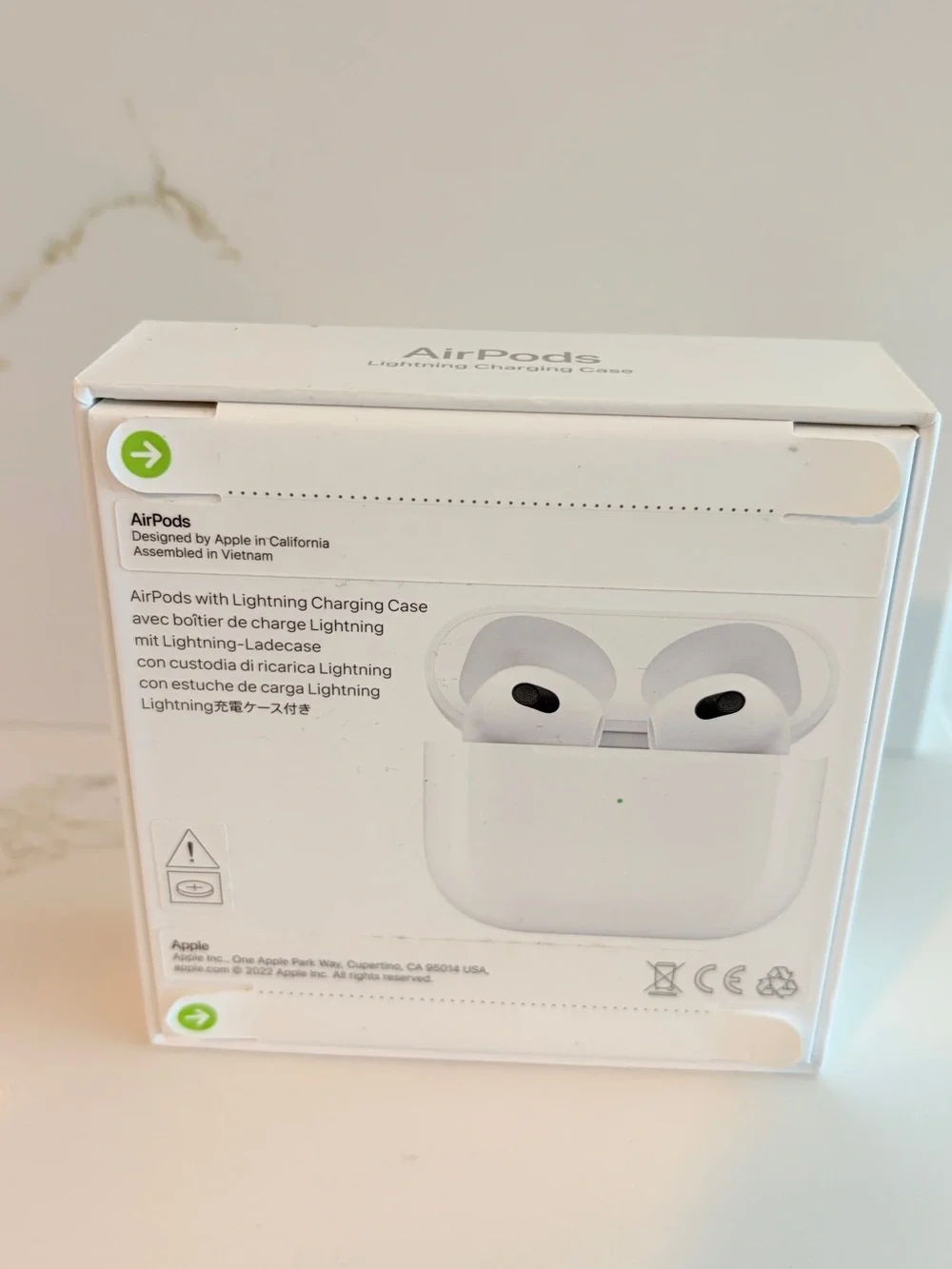 Apple wireless earbuds